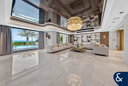 6 Beds | Furnished l Sea View | Upgraded