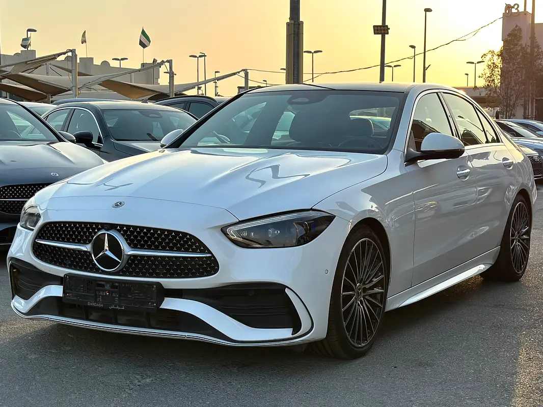 Mercedes-Benz C-Class 2024