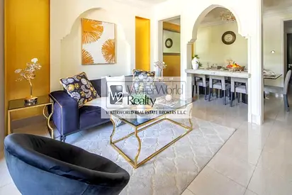 Luxury Furnished 1BR+Study | Multiple Cheques