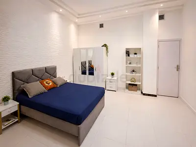 Spacious room in Villa near Mall of Emirates Al Barsha 3