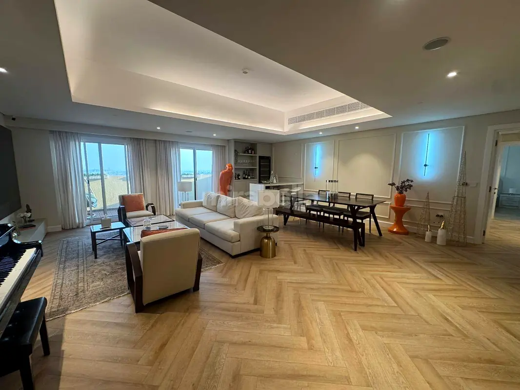 Golf View | Penthouse | View Today