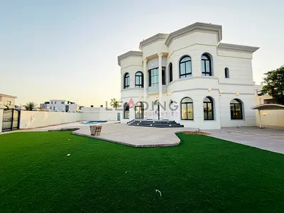 Upgraded 4BR | Pool & Garden | Corner Villa