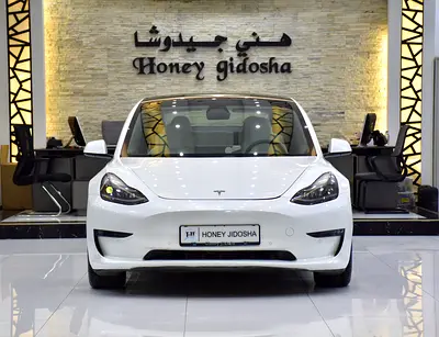 AED 971 EMi at 0% DP | Tesla Model 3 ( 2021 Model ) in White Color American Specs