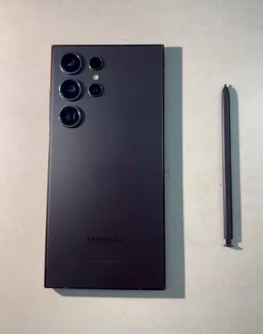 Samsung Galaxy S24 Ultra with S Pen - Good Condition - with Box