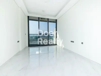 Open View | Ready to Move in | Prime Location