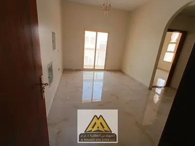 شقة غرفتين وصالة للإيجار السنوي مساحة كبيرة | بلكونة مميزة | تكييف مركزي | العالية عجمان