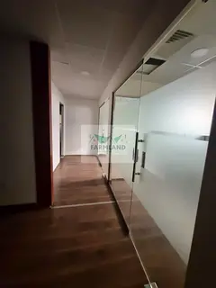 PRIME LOCATION I READY OFFICE I COMFORTABLE LOADING AREA