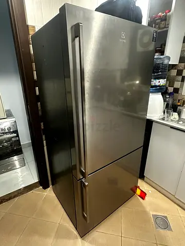 Electrolux stainless steel fridge freezer - good condition