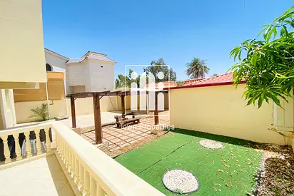 Prime Location | Huge Villa 6BR + 3Majls + Maid + Driver | Big Patio |