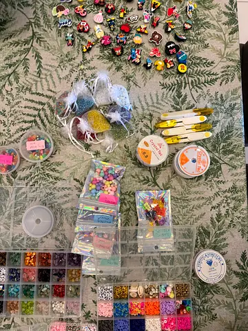 Mixed Beads, Charms and DIY Jewelry Craft Kit - Lots of Pieces