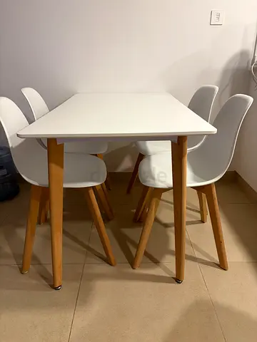 120cm White Scandinavian Dining Table