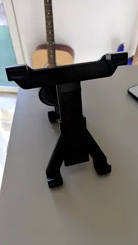 Adjustable Tablet/Phone Cardash Stand Holder