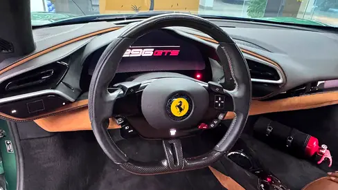 2023 Ferrari 296 GTS 照片 10