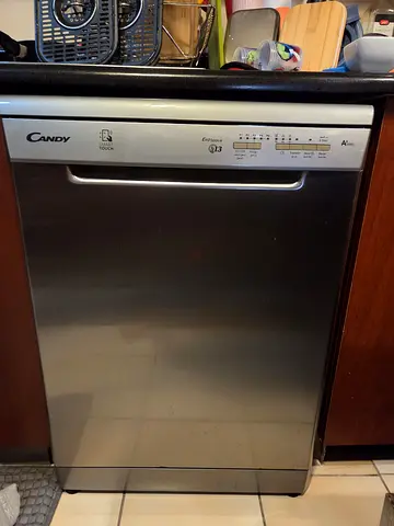 Title: Dishwasher for Sale – Good Condition – AED 250

Price: AED 250

Description:

Dishwasher for