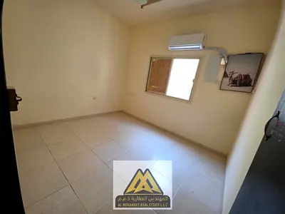 استوديو رائع للإيجار السنوي في منطقة النعيمية 2 عجمان، يتميز بمساحة كبيرة وتصميم عملي يوفر الراحة والخصوصية، مع مطبخ منفصل يناسب الاستخدام اليومي ويمن