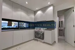 Hot Deal I Amazing location I Corner unit I Single Row