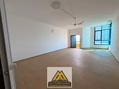 Excellent location | Excellent price | Vibrant area | Close to all amenities | Regular maintenance i