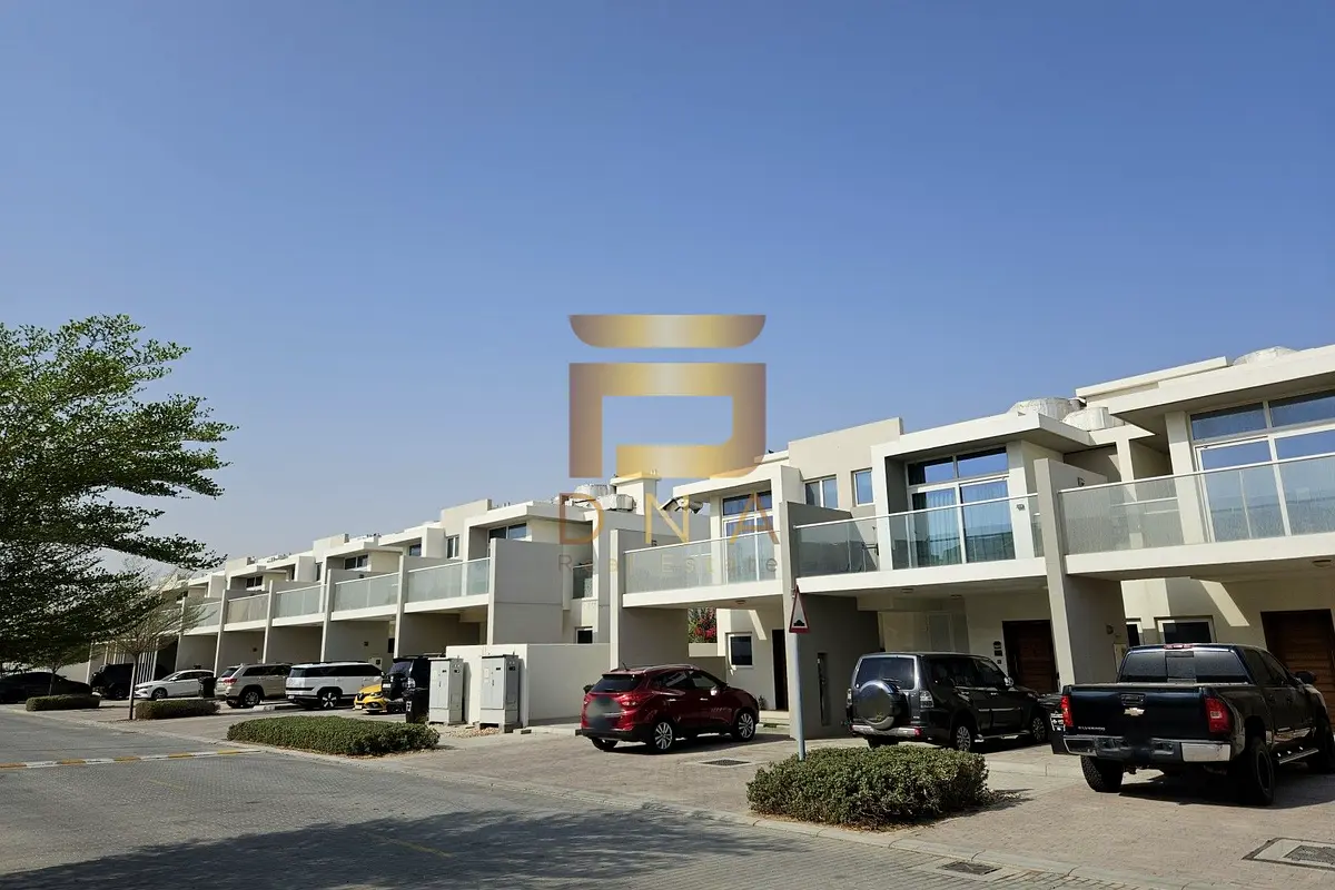 Community View Back-to-back Urgent Sale
