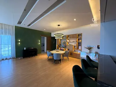 Fully Furnished | High Ceiling | Prime Location