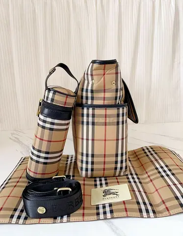 Burberry kids bag set