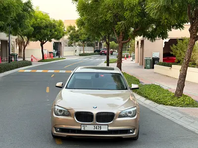 صورة 9 لـ 2010 BMW 7-SERIES