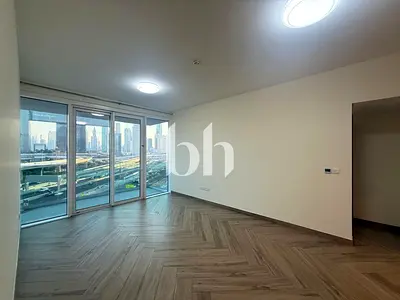 Contemporary | Family living | Skyline view