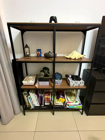 Shelf