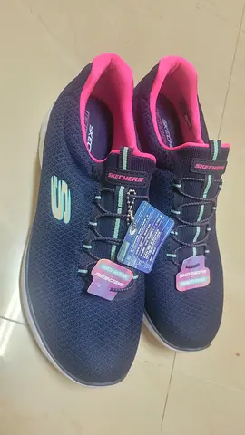 Brand new Skechers navy pink womens walking shoes - size tag attached