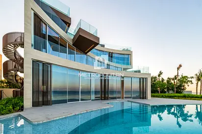 Prestigious Private Address | Rare Opportunity