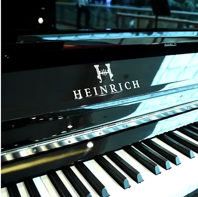 Heinrich HU-125E Upright Piano - Black