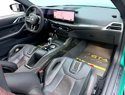 2025 BMW M4 缩略图 9