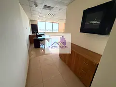 SPACIOUS OFFICE | VACANT | PRIME LOCATION