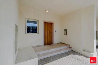 Single row | Large Garden | Rented | Great price