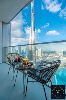 Upgraded luxury 2BR Grande with massage chair &amp; PS5 | Full Burj Khalifa View &amp; Fountain view