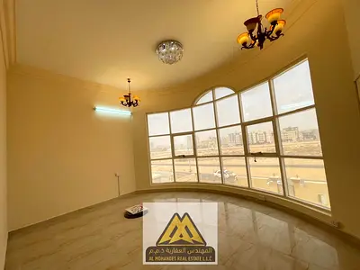 Annual villa for rent in Al Raqaib, Ajman. 6 bedrooms, majlis, living room, 7 bathrooms, maid’s room, 13,000 sq. ft. land. Rent: AED 110,000.