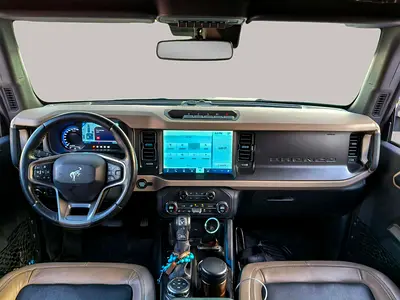 صورة 9 لـ 2021 FORD BRONCO
