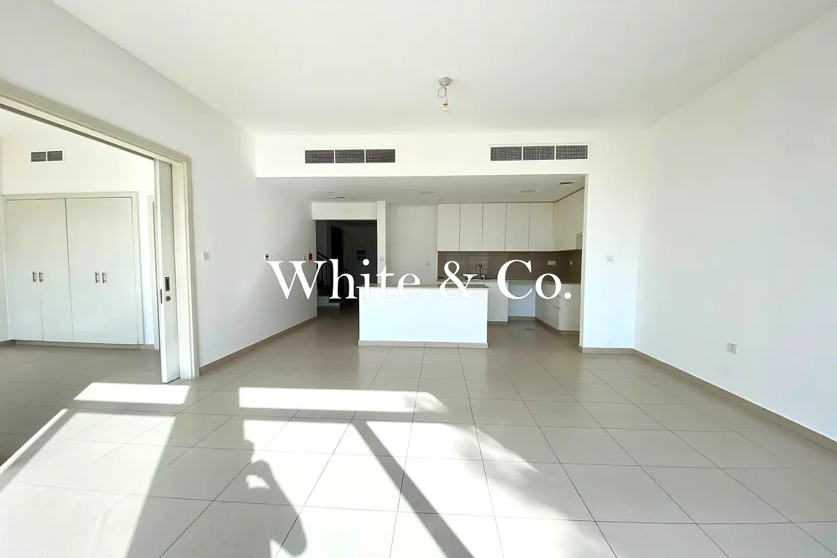 Single Row | Well-Maintained | Vacant