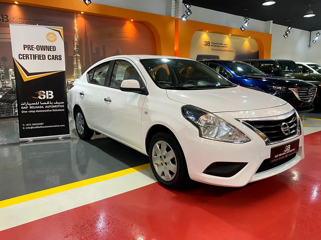 Nissan Sunny 2022 — photo 1 of 10