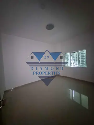AL MAJAZ AERA 1BHK 2FULL WOSHROOM//CENTRAL AC//NO DIPOSIT// BIG APARTMENT// GOOD LOCATION SEAVEIW // RENT ONLY 36K