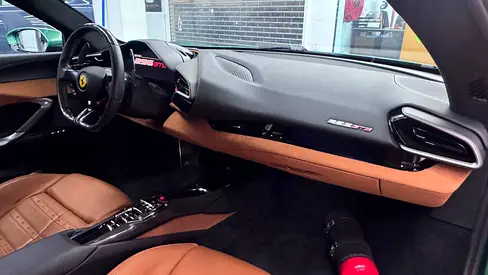 2023 Ferrari 296 GTS 照片 13