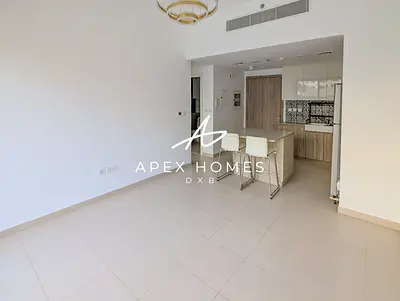 Vacant | Pool Access | White Goods