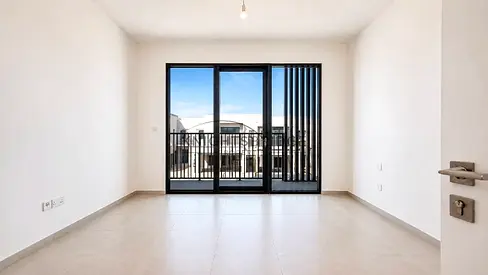 Single Row I Best Price | Close To The Park
