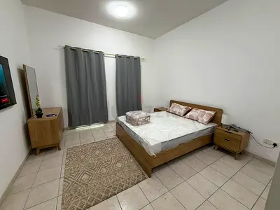 Fully furnished master bedroom for rent - Discovery gardens