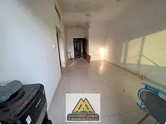 A great annual rental opportunity in Al Rashidiya 1, Ajman. This spacious apartment is located right