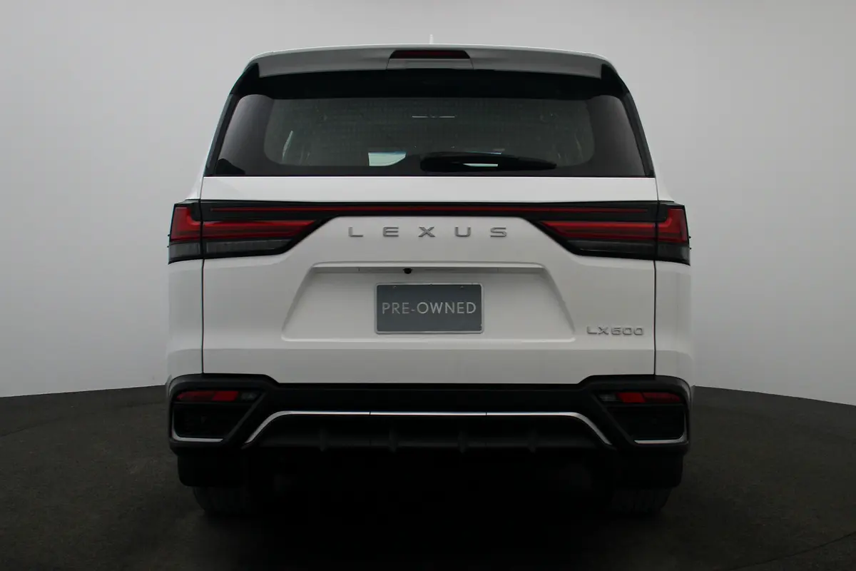 Lexus LX-Series 2023