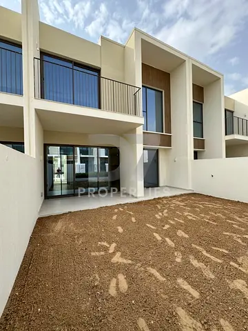 3BR Villa | Courtyard & Pool View | Private Garden