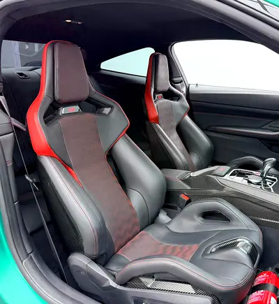 2025 BMW M4 缩略图 14