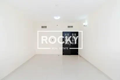 1 B/R with Balcony Pool & Gym
