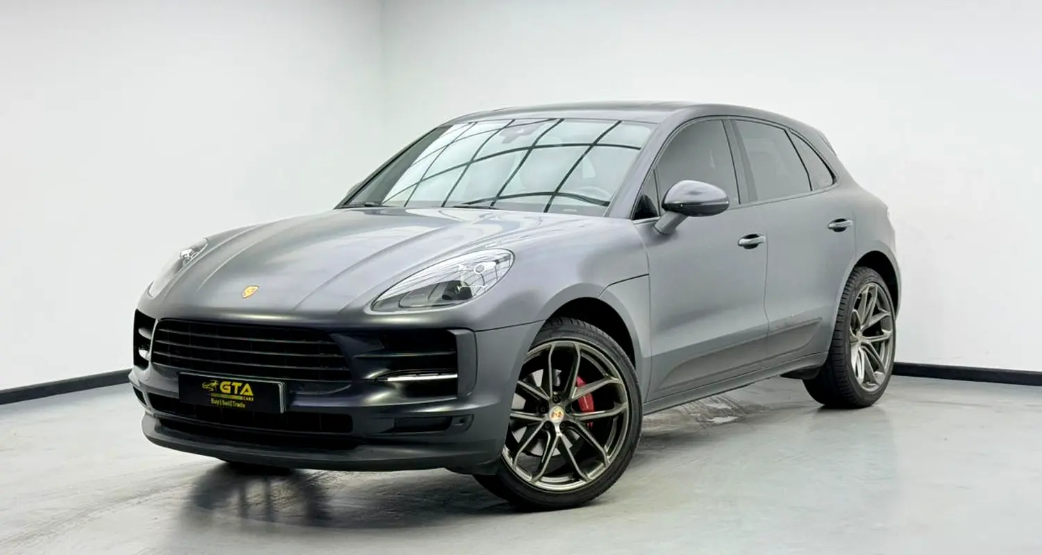 Porsche Macan 2020 — photo 1 of 17