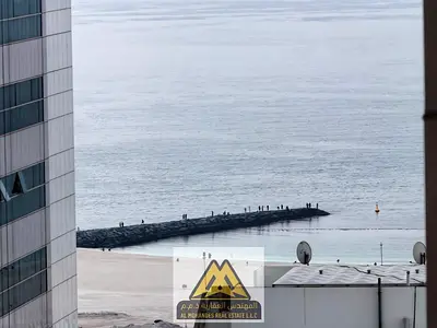 للبيع بابراج عجمان وان بجوار جميع الخدمات وقريب من الكورنيش غرفتين وصاله بماسحه كبيره مع بلكونه باطلاله متاح اكثر من نموزج
